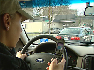 texting-while-driving