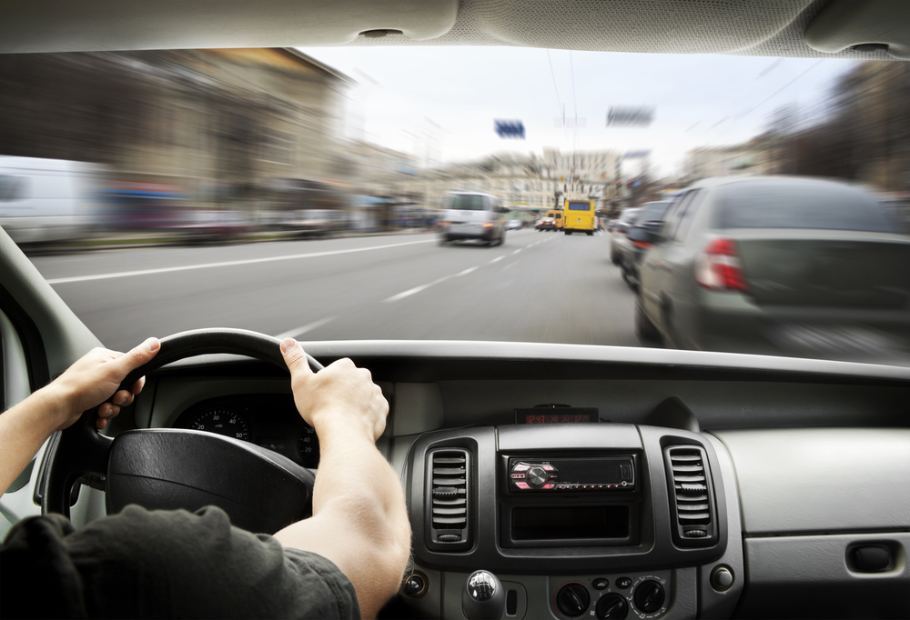 Hands_on_wheel